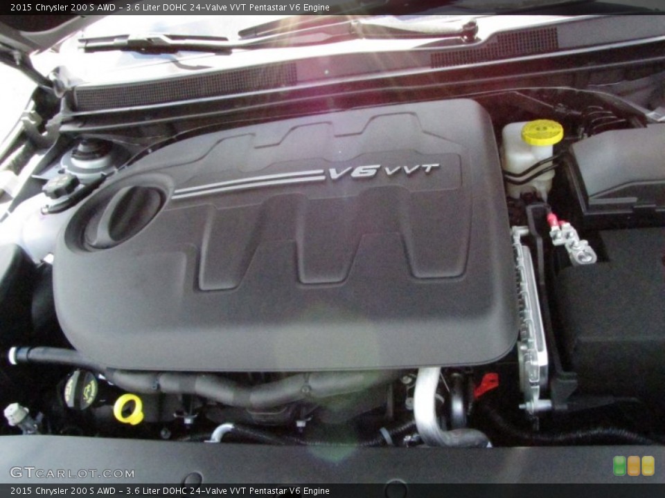 3.6 Liter DOHC 24-Valve VVT Pentastar V6 Engine for the 2015 Chrysler 200 #97047213
