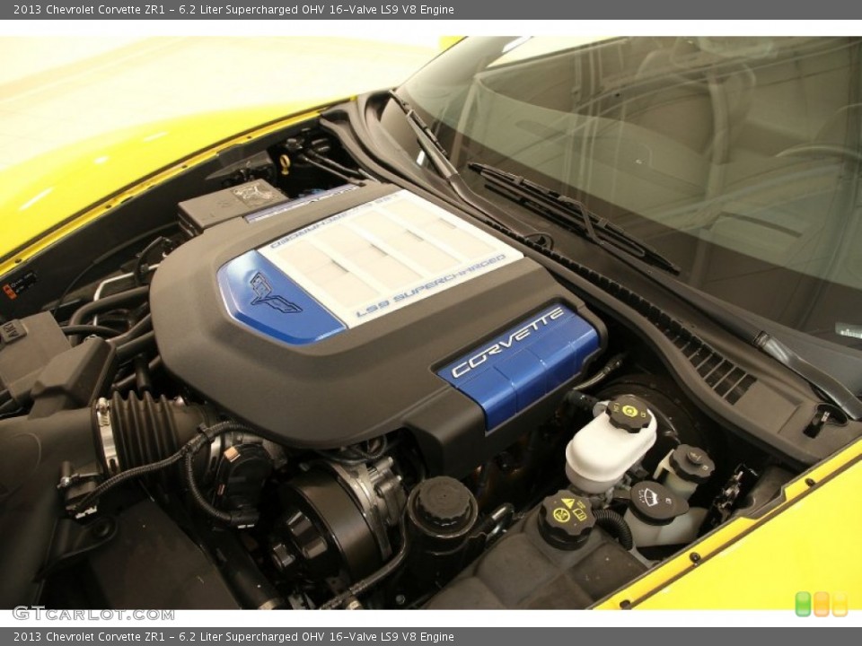 6.2 Liter Supercharged OHV 16-Valve LS9 V8 2013 Chevrolet Corvette Engine