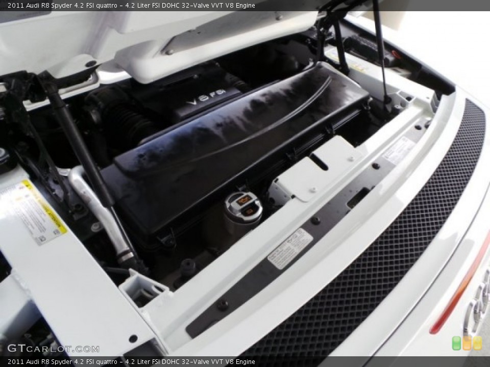 4.2 Liter FSI DOHC 32-Valve VVT V8 2011 Audi R8 Engine