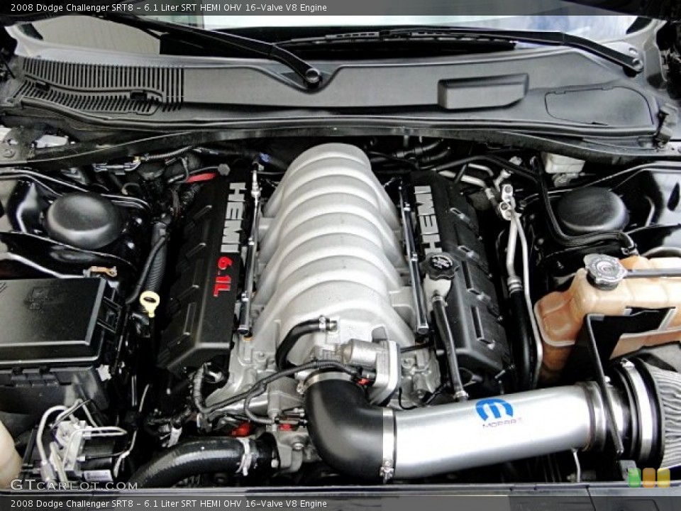 6.1 Liter SRT HEMI OHV 16-Valve V8 2008 Dodge Challenger Engine