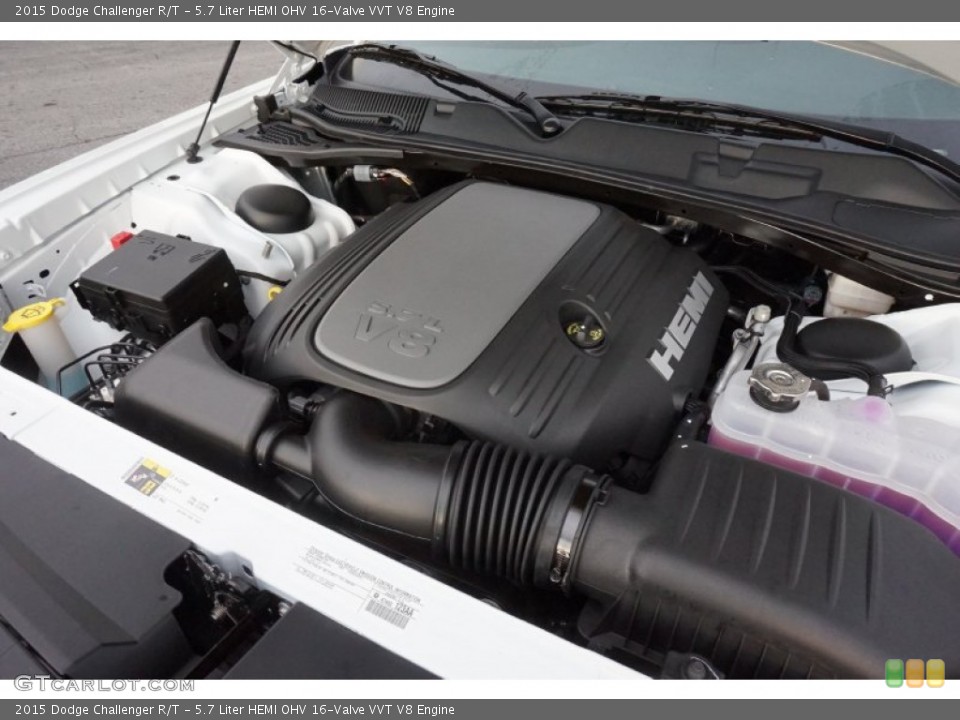 5.7 Liter HEMI OHV 16-Valve VVT V8 2015 Dodge Challenger Engine