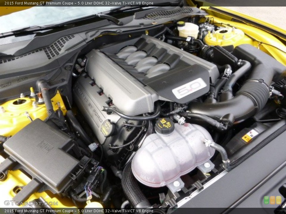 5.0 Liter DOHC 32-Valve Ti-VCT V8 Engine for the 2015 Ford Mustang #98990796