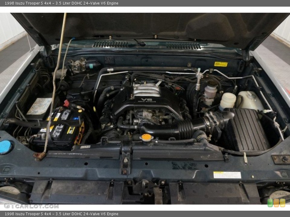 3.5 Liter DOHC 24-Valve V6 1998 Isuzu Trooper Engine