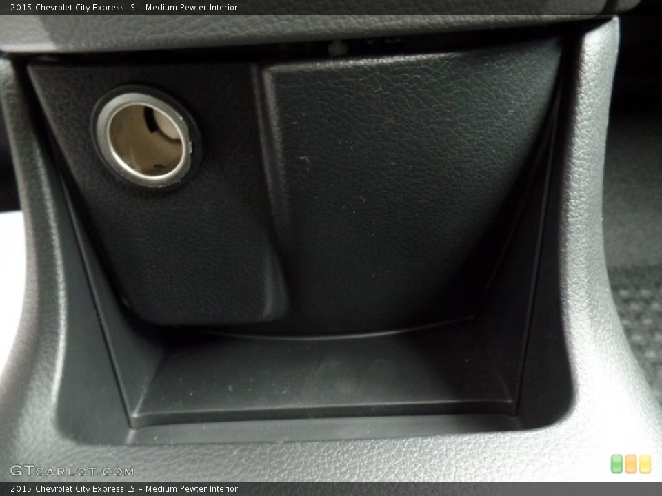 Medium Pewter Interior Controls for the 2015 Chevrolet City Express LS #100003074