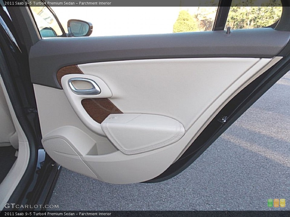 Parchment Interior Door Panel for the 2011 Saab 9-5 Turbo4 Premium Sedan #100229141
