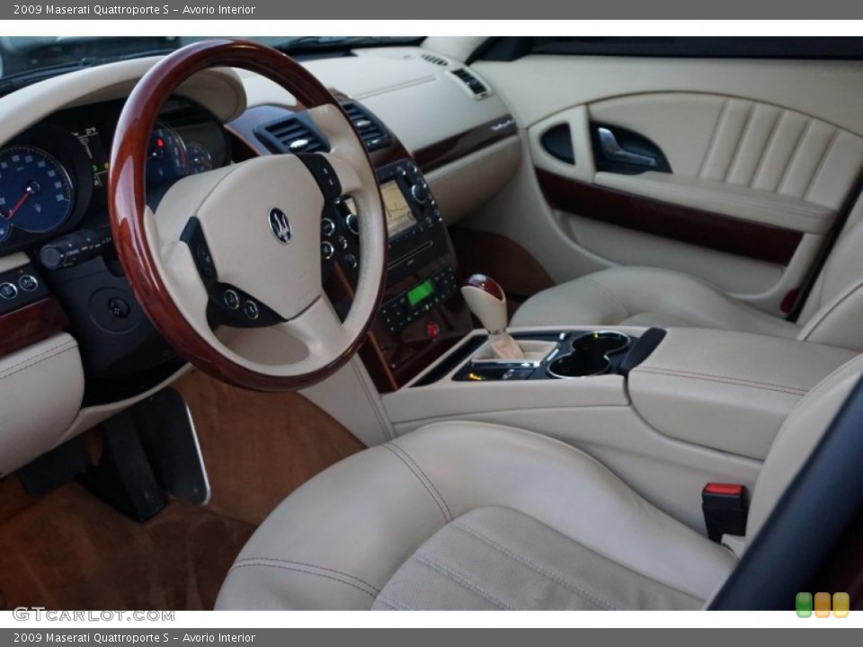 Avorio 2009 Maserati Quattroporte Interiors