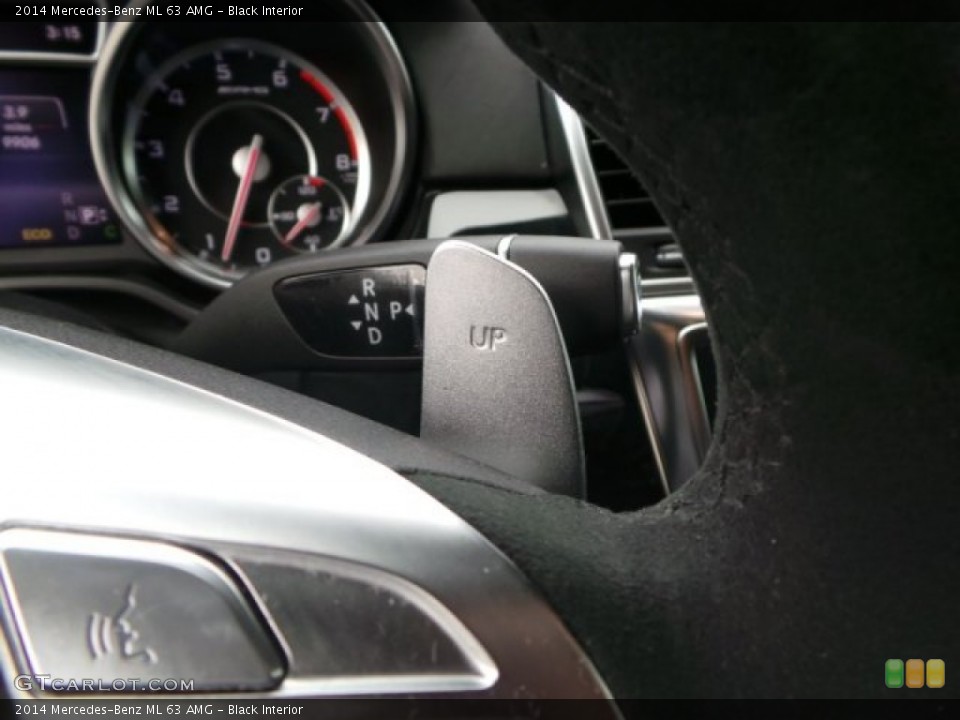 Black Interior Controls for the 2014 Mercedes-Benz ML 63 AMG #100318545