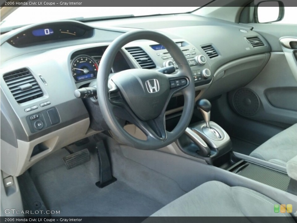 Gray Interior Photo for the 2006 Honda Civic LX Coupe #100397873
