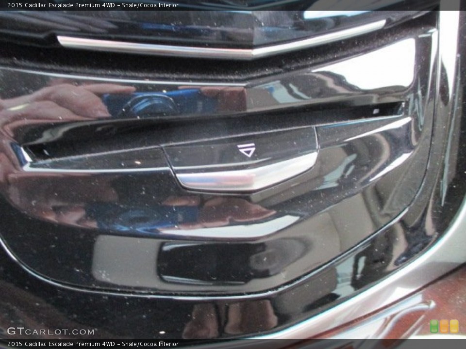 Shale/Cocoa Interior Controls for the 2015 Cadillac Escalade Premium 4WD #100400571