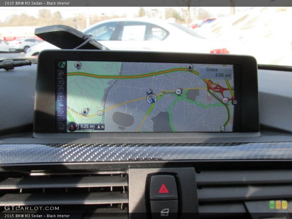 Black Interior Navigation for the 2015 BMW M3 Sedan #100403750