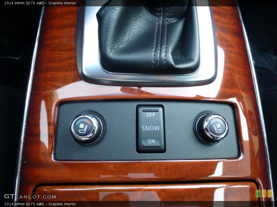 Graphite Interior Controls for the 2014 Infiniti QX70 AWD #100588016