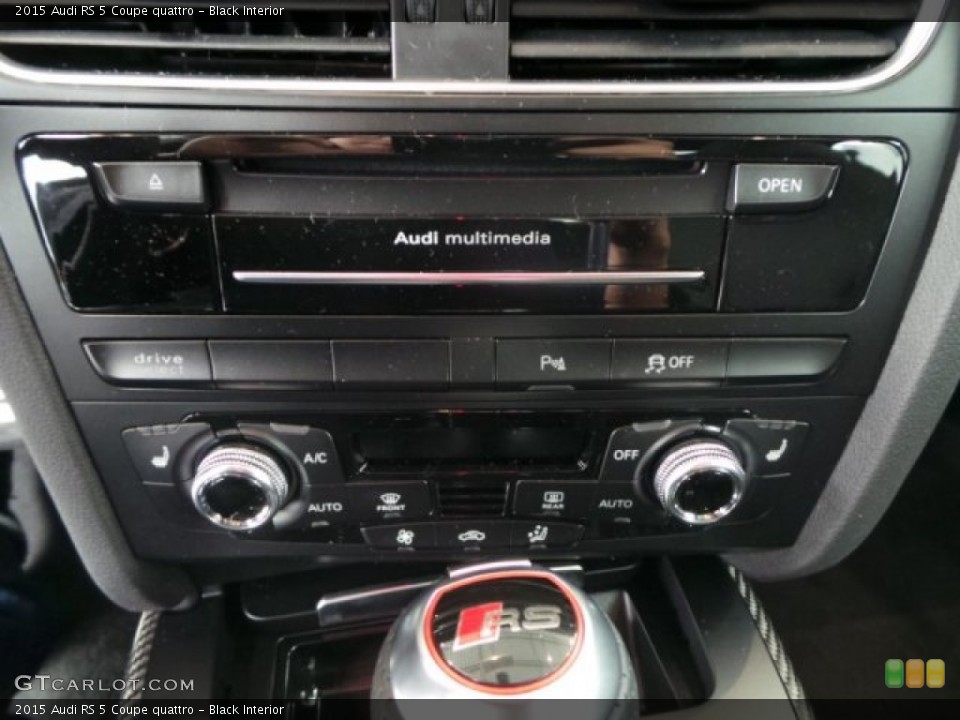 Black Interior Controls for the 2015 Audi RS 5 Coupe quattro #100597925