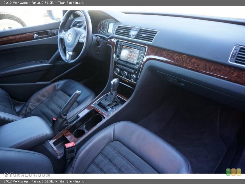Titan Black Interior Dashboard for the 2012 Volkswagen Passat 2.5L SEL #100610393