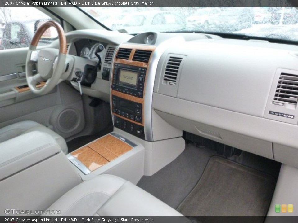 Dark Slate Gray/Light Slate Gray Interior Photo for the 2007 Chrysler Aspen Limited HEMI 4WD #100621657