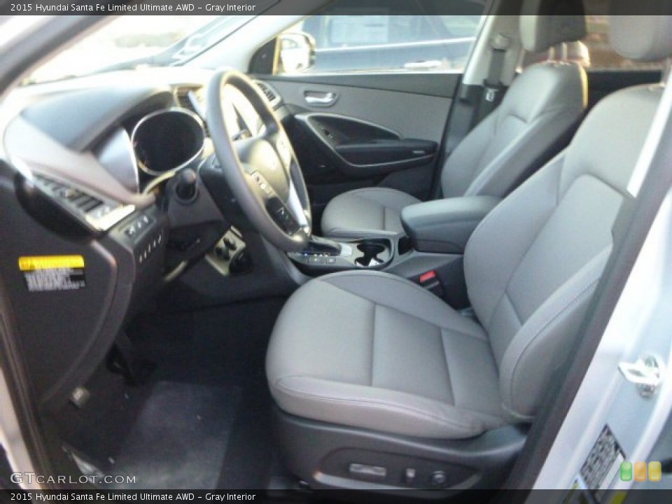 Gray 2015 Hyundai Santa Fe Interiors