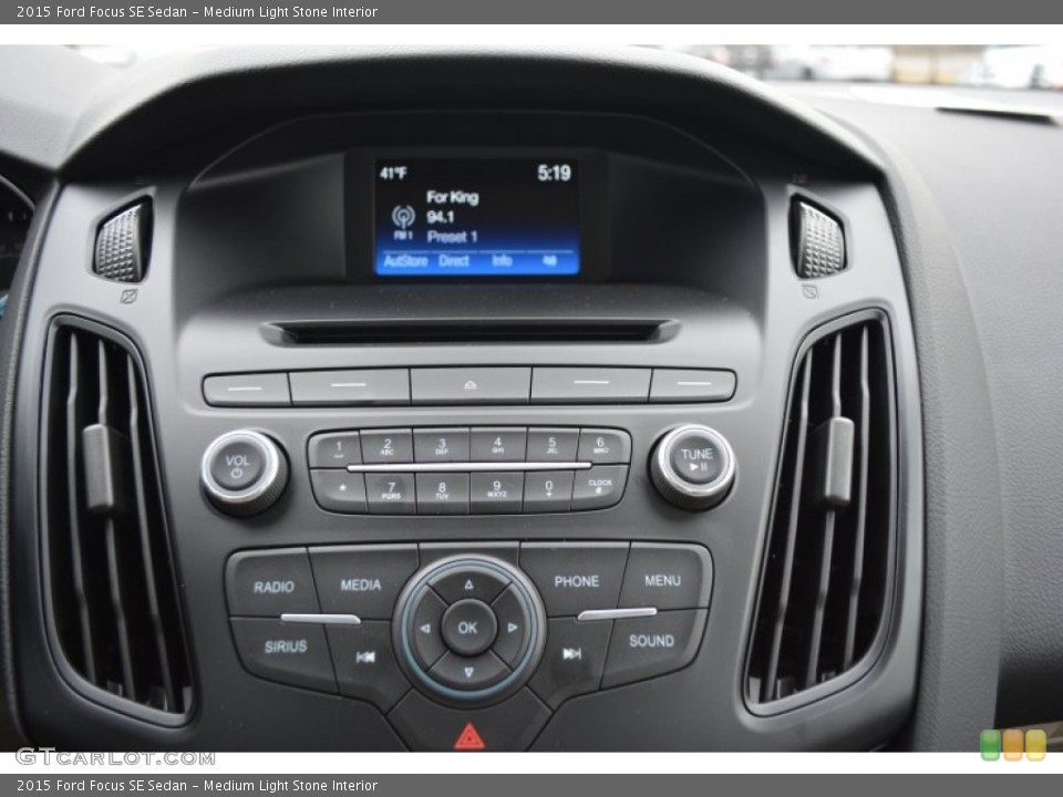 Medium Light Stone Interior Controls for the 2015 Ford Focus SE Sedan #100741175