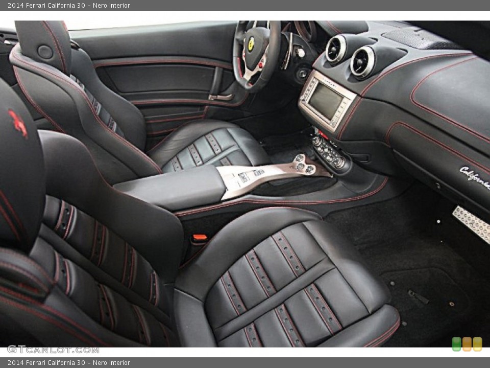 Nero Interior Photo for the 2014 Ferrari California 30 #100769215
