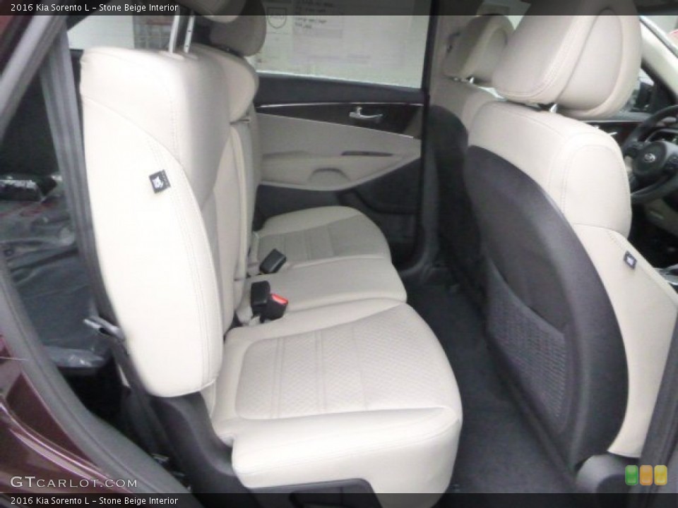 Stone Beige Interior Rear Seat for the 2016 Kia Sorento L #100822435