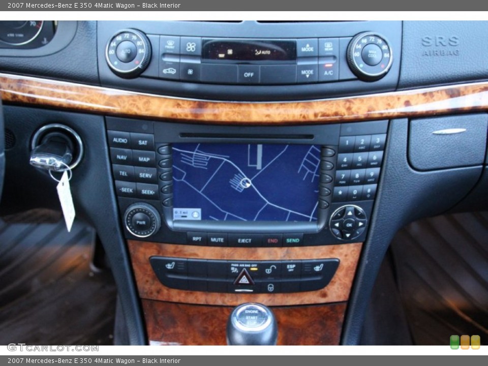 Black Interior Controls for the 2007 Mercedes-Benz E 350 4Matic Wagon #100875279