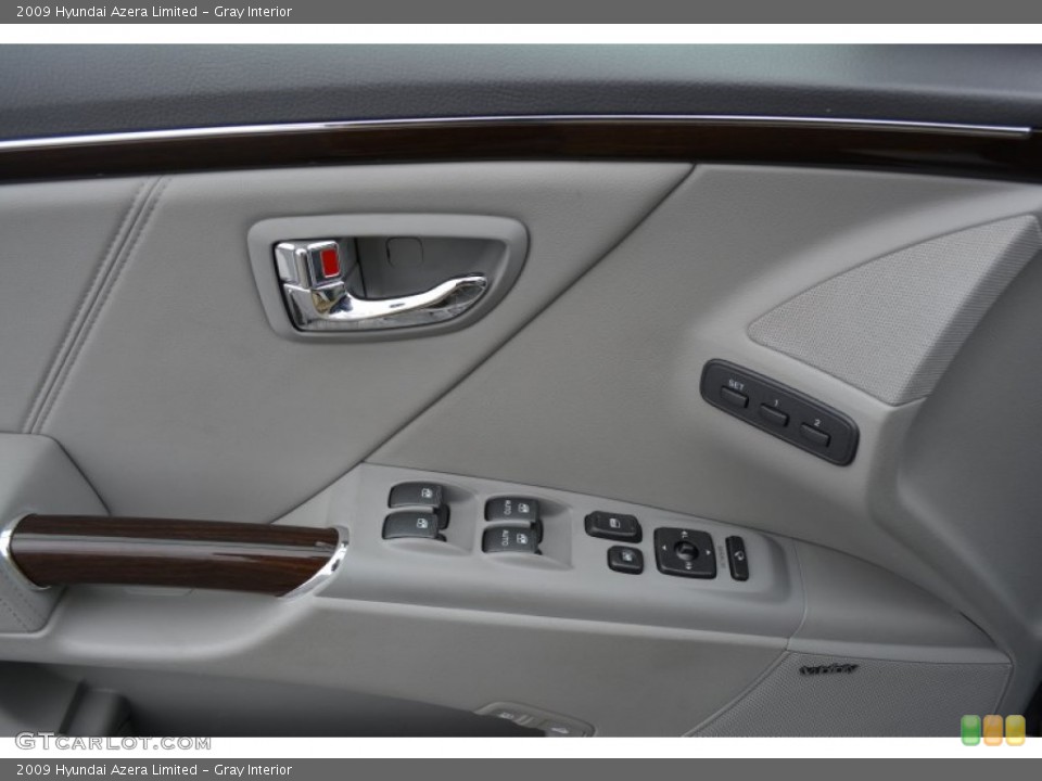Gray Interior Door Panel for the 2009 Hyundai Azera Limited #101016670