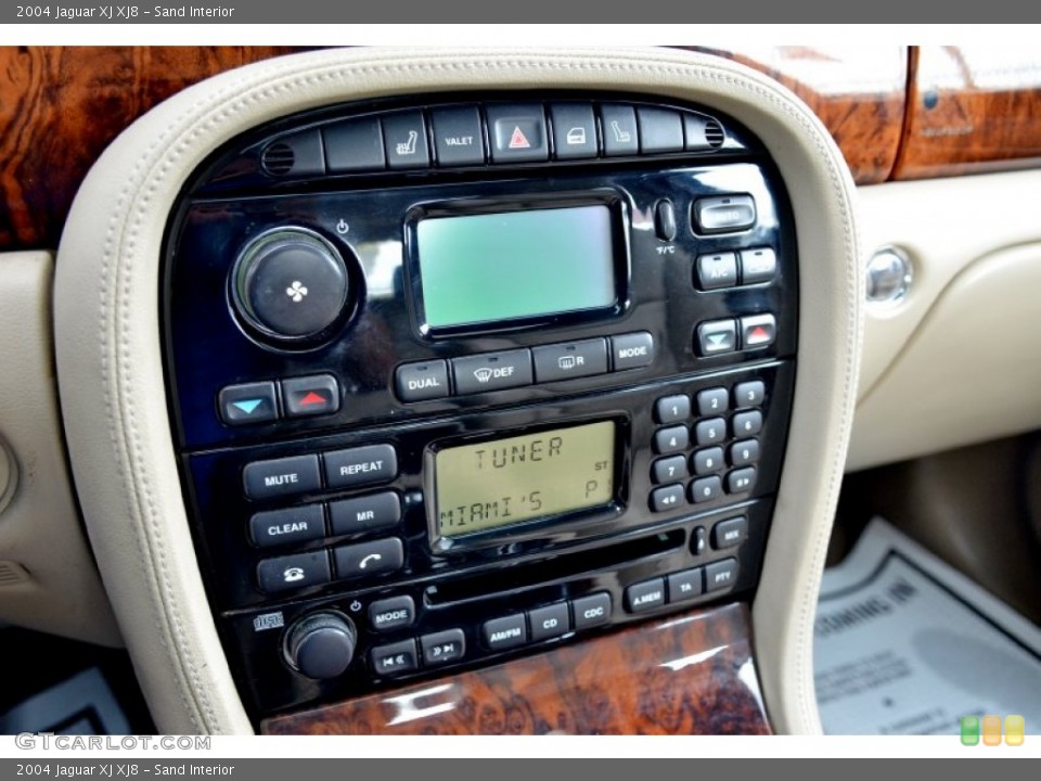 Sand Interior Controls for the 2004 Jaguar XJ XJ8 #101018227