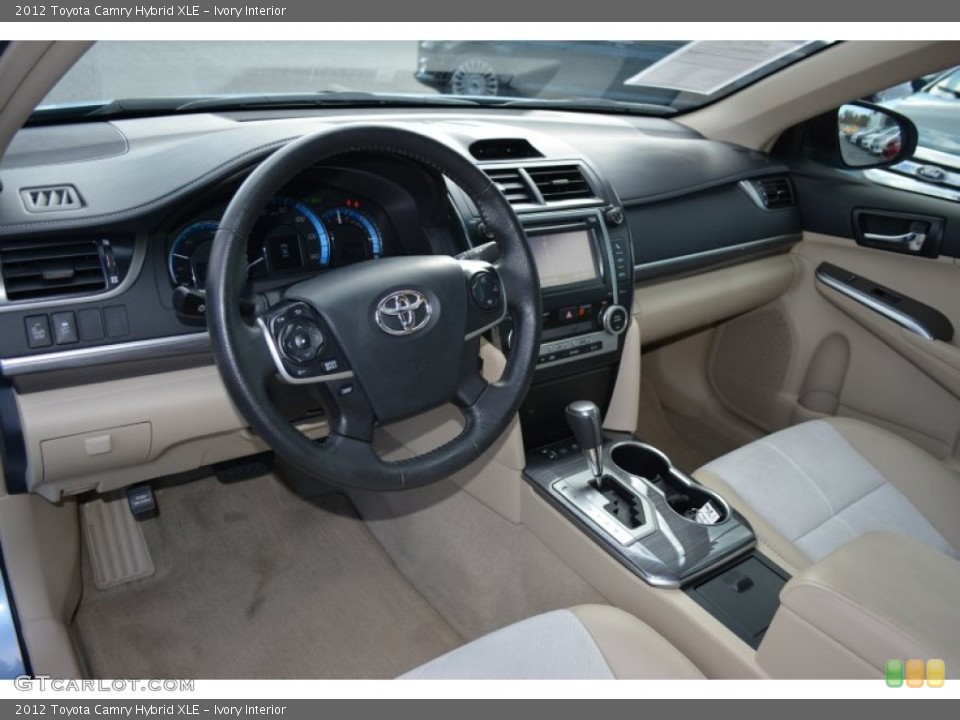 Ivory Interior Photo for the 2012 Toyota Camry Hybrid XLE #101154048