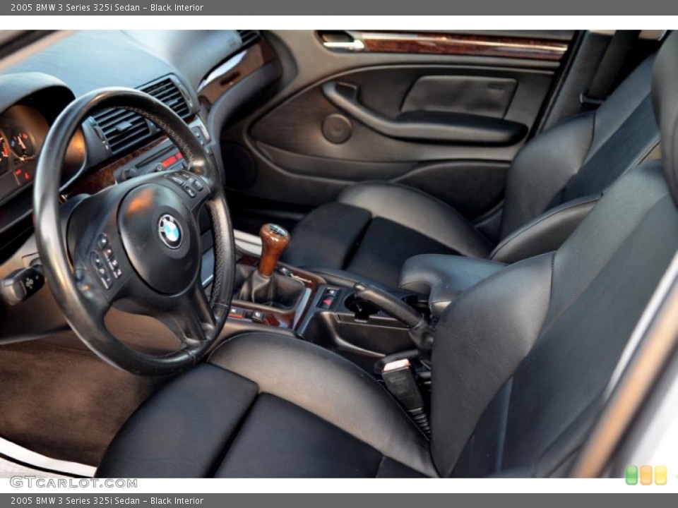 Black Interior Photo for the 2005 BMW 3 Series 325i Sedan #101168964