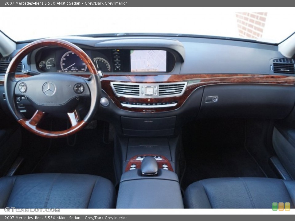Grey/Dark Grey Interior Dashboard for the 2007 Mercedes-Benz S 550 4Matic Sedan #101214111