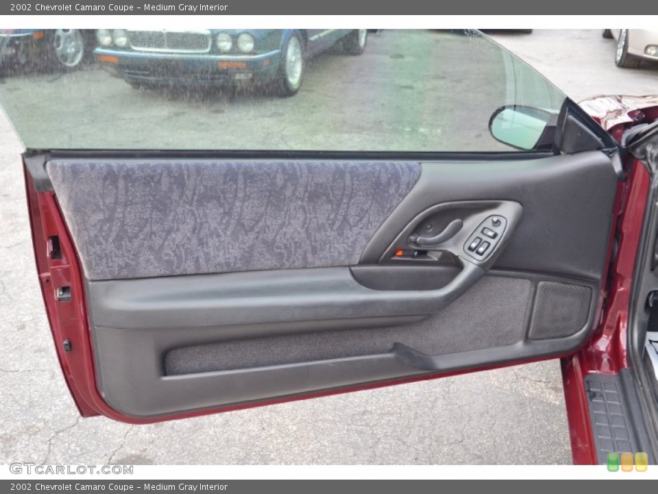 Medium Gray Interior Door Panel for the 2002 Chevrolet Camaro Coupe #101267463