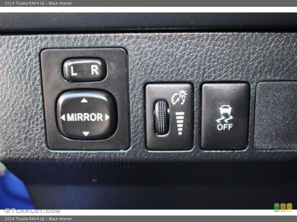 Black Interior Controls for the 2014 Toyota RAV4 LE #101320884