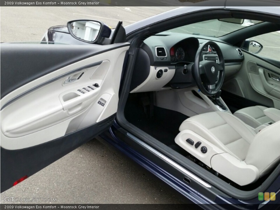 Moonrock Grey Interior Photo for the 2009 Volkswagen Eos Komfort #101339799