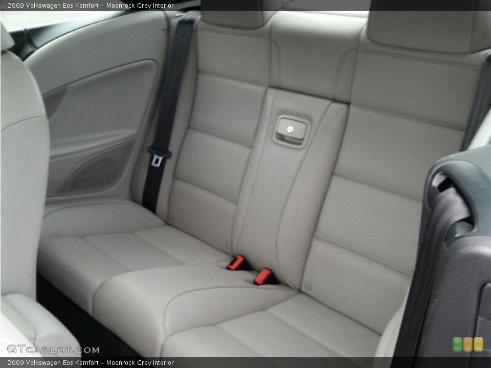 Moonrock Grey Interior Rear Seat for the 2009 Volkswagen Eos Komfort #101339874
