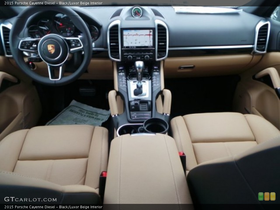Black/Luxor Beige Interior Dashboard for the 2015 Porsche Cayenne Diesel #101350102
