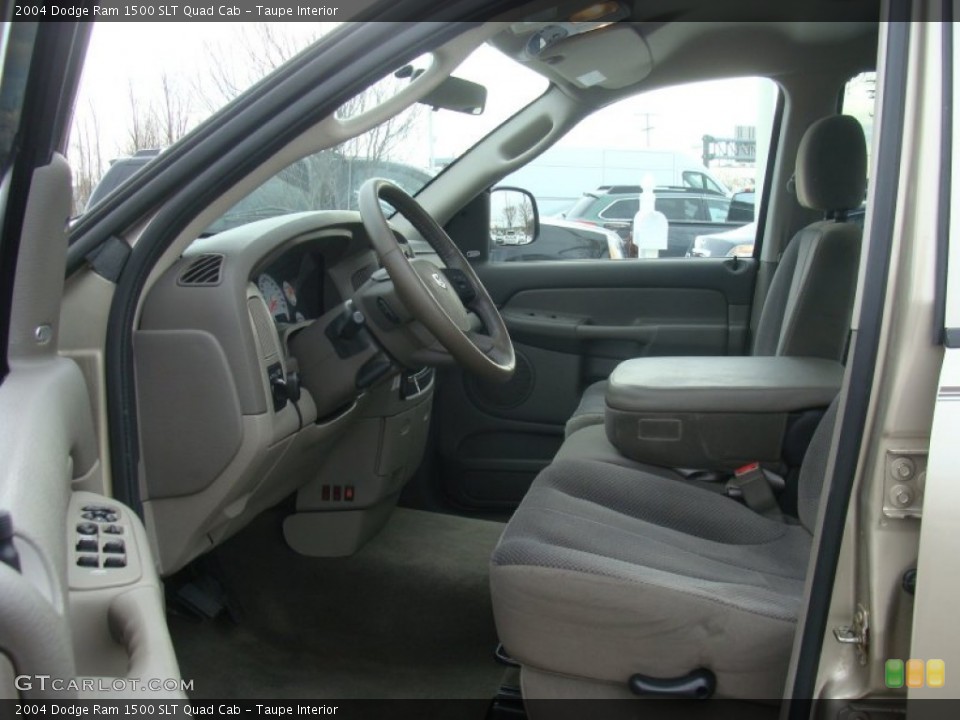 Taupe Interior Photo for the 2004 Dodge Ram 1500 SLT Quad Cab #101367213