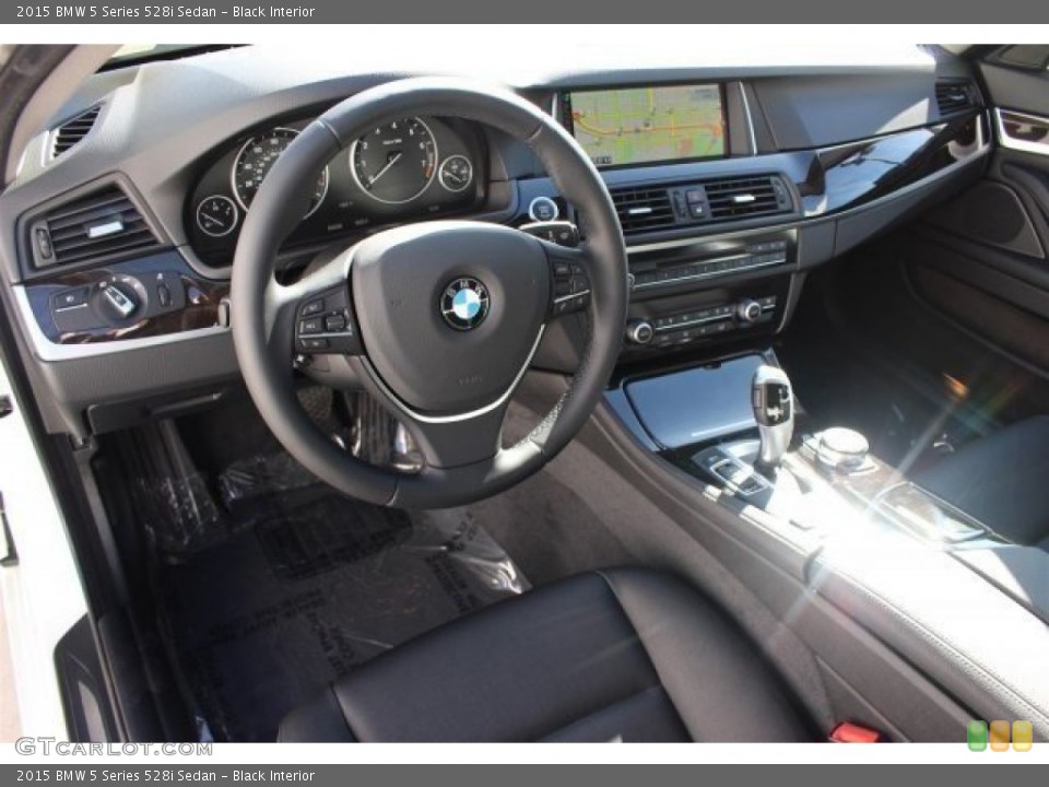 Black Interior Photo for the 2015 BMW 5 Series 528i Sedan #101390367