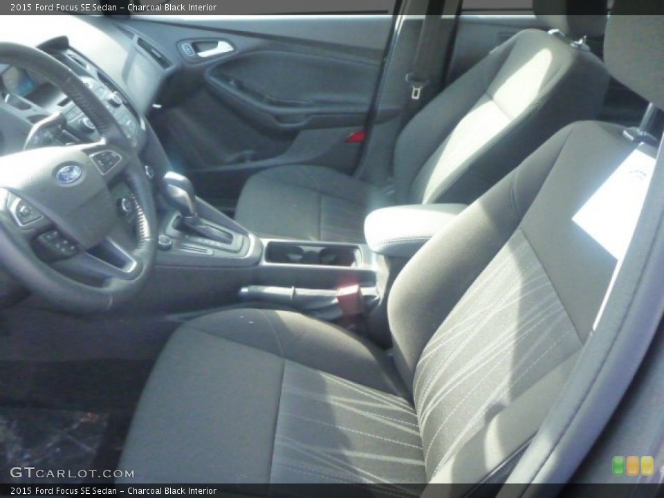 Charcoal Black Interior Photo for the 2015 Ford Focus SE Sedan #101391978