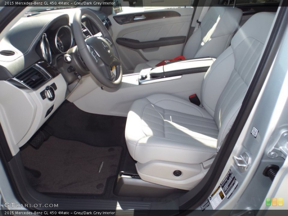 Grey/Dark Grey Interior Photo for the 2015 Mercedes-Benz GL 450 4Matic #101408167