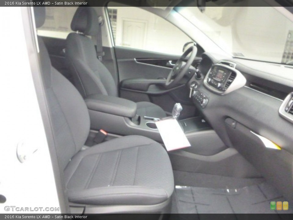 Satin Black Interior Photo for the 2016 Kia Sorento LX AWD #101414266