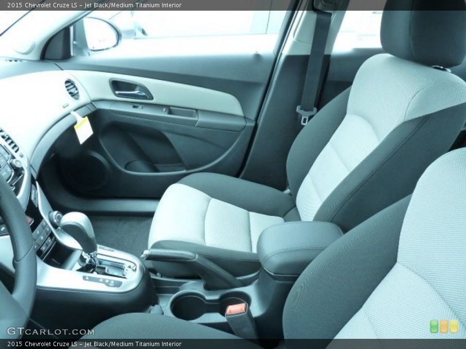Jet Black/Medium Titanium Interior Photo for the 2015 Chevrolet Cruze LS #101499134