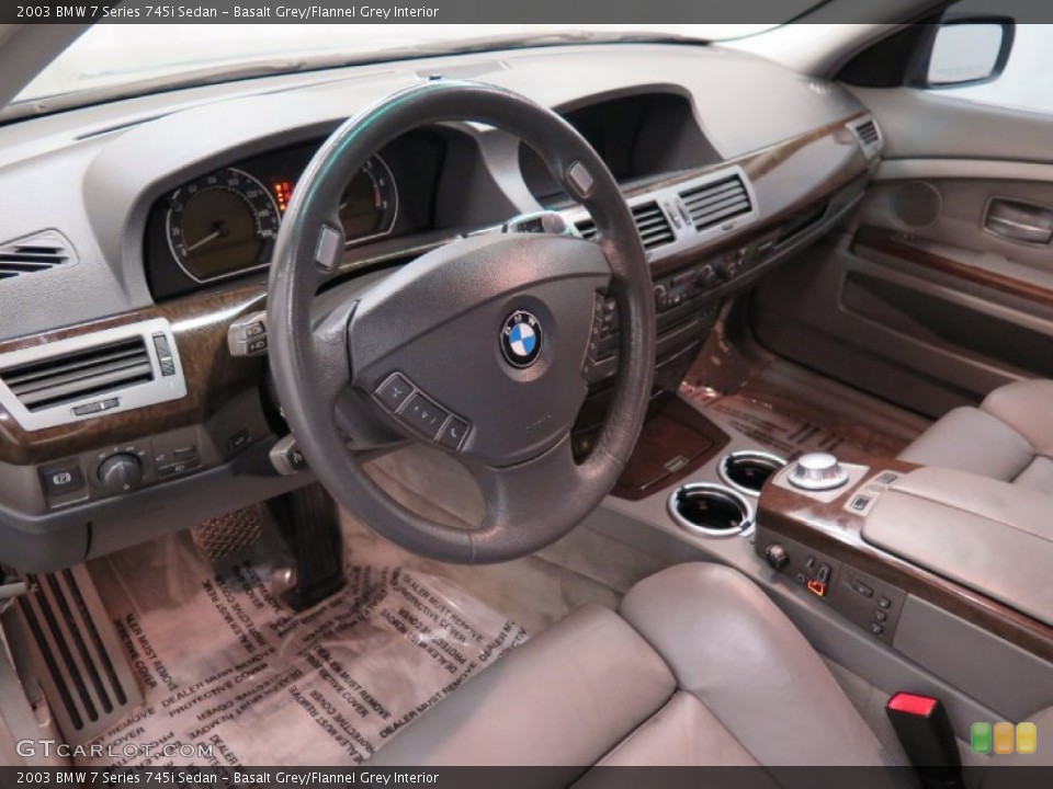 Basalt Grey/Flannel Grey Interior Photo for the 2003 BMW 7 Series 745i Sedan #101507756
