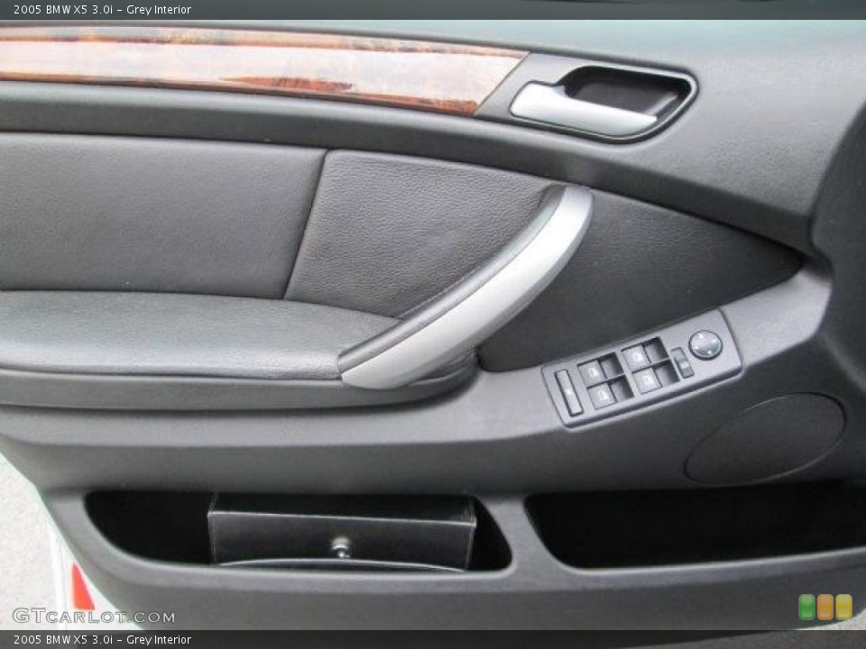 Grey Interior Door Panel for the 2005 BMW X5 3.0i #101520643