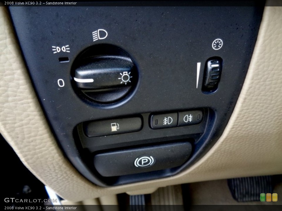 Sandstone Interior Controls for the 2008 Volvo XC90 3.2 #101529397