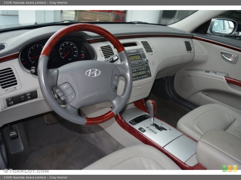 Gray 2008 Hyundai Azera Interiors