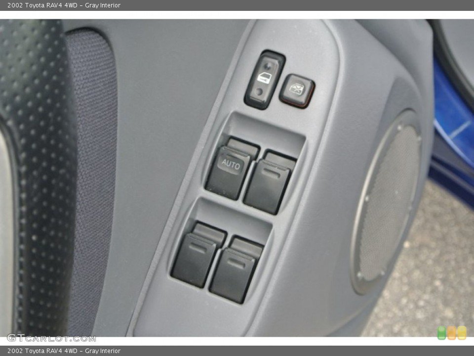 Gray Interior Controls for the 2002 Toyota RAV4 4WD #101568059