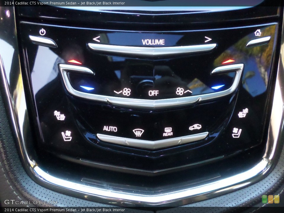 Jet Black/Jet Black Interior Controls for the 2014 Cadillac CTS Vsport Premium Sedan #101575220