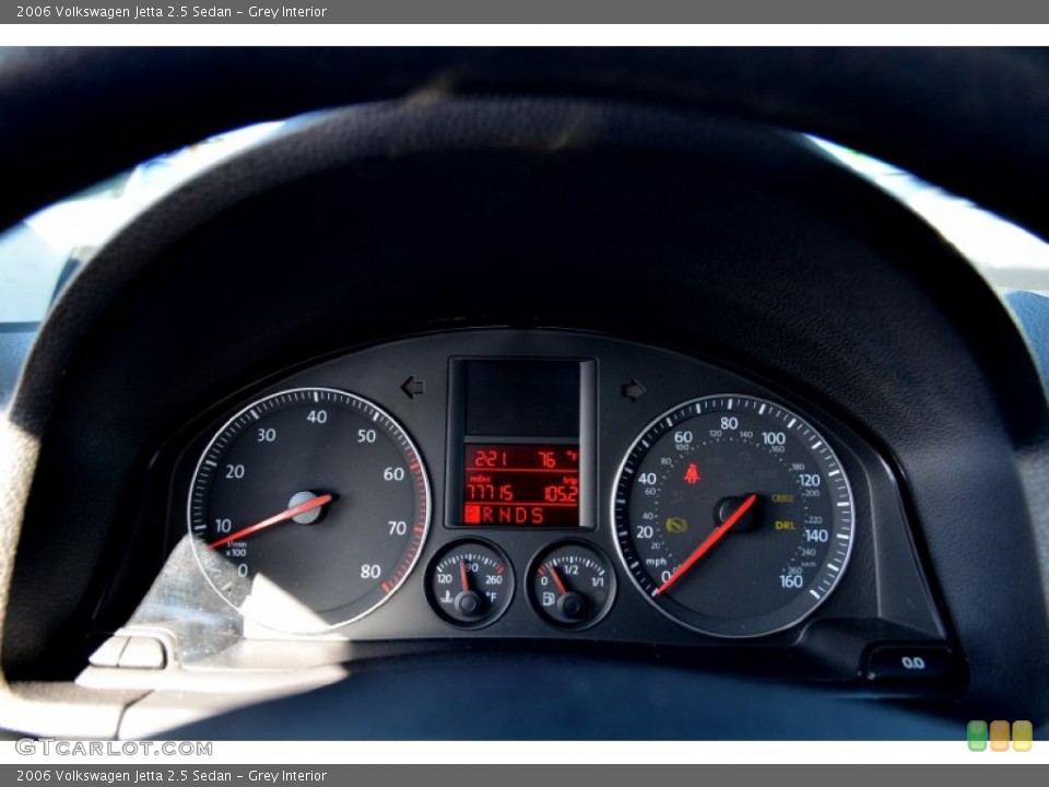 Grey Interior Gauges for the 2006 Volkswagen Jetta 2.5 Sedan #101585039