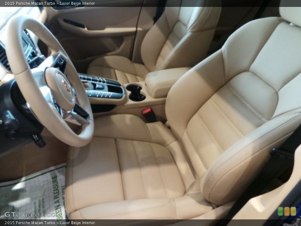 Luxor Beige Interior Front Seat for the 2015 Porsche Macan Turbo #101658590