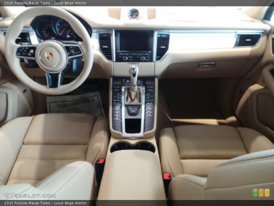 Luxor Beige Interior Dashboard for the 2015 Porsche Macan Turbo #101658842