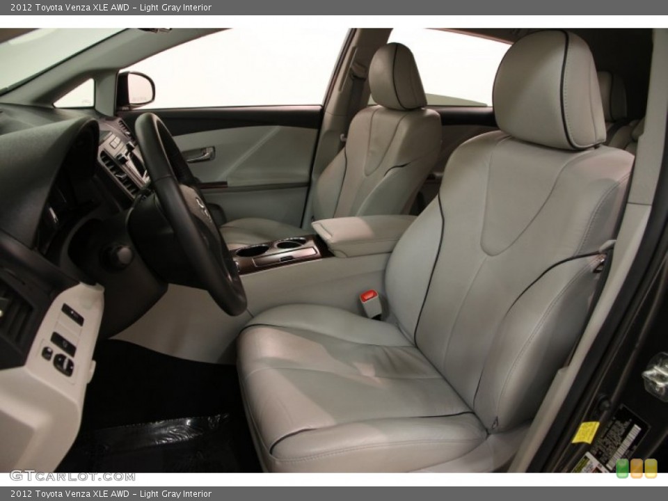 Light Gray Interior Photo for the 2012 Toyota Venza XLE AWD #101684183