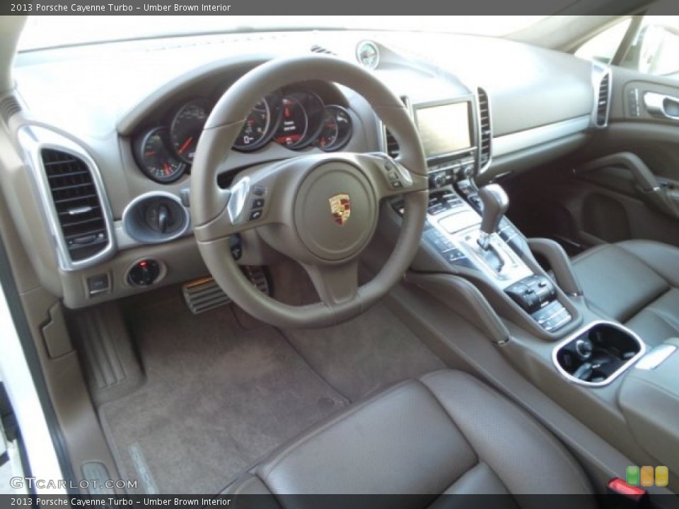 Umber Brown 2013 Porsche Cayenne Interiors